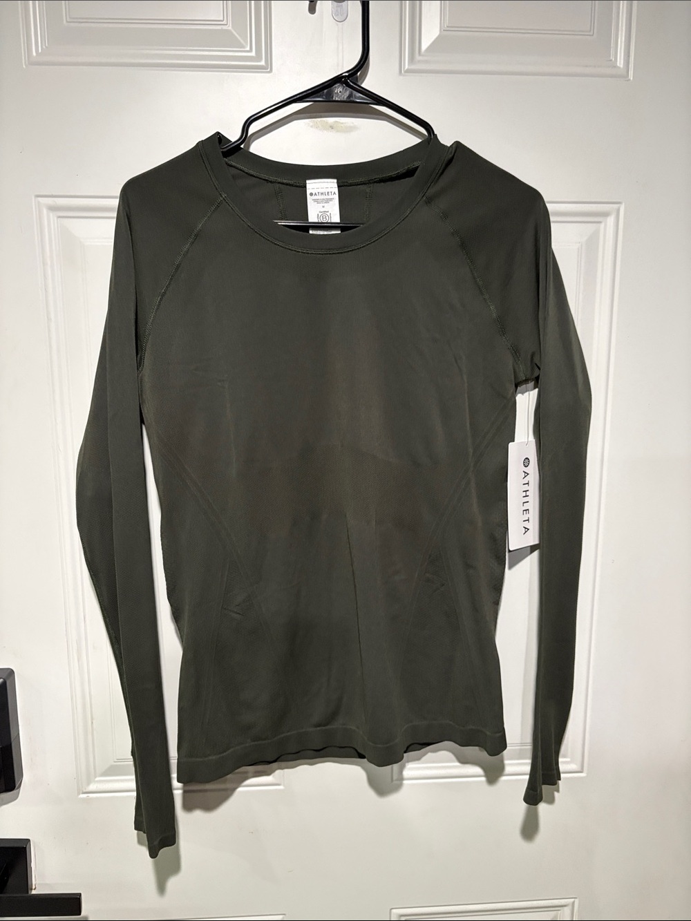 Athleta Olive Green Long-Sleeve Crew Top